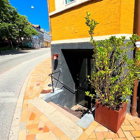 Charming Basement Daire *